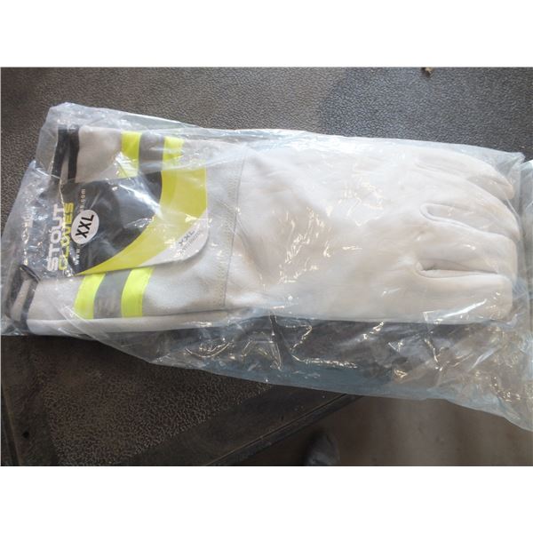 9 Pairs Of 2XL Work Gloves