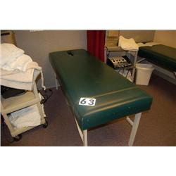 WINCO#551 THERAPY TABLE