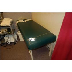 WINCO#551 THERAPY TABLE