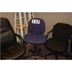 BLUE SECRETARY CHAIR WITH FOOTREST