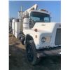 Image 3 : 1981 MACK 600 S/A Cable Pull Truck with picker, air compressor and radial hydraulic large capacity w
