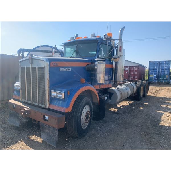 1992 KENWORTH W900B Tandem Truck, one owner, low kms, Cat 3406B-425hp engine, 18 speed trans, Cab &