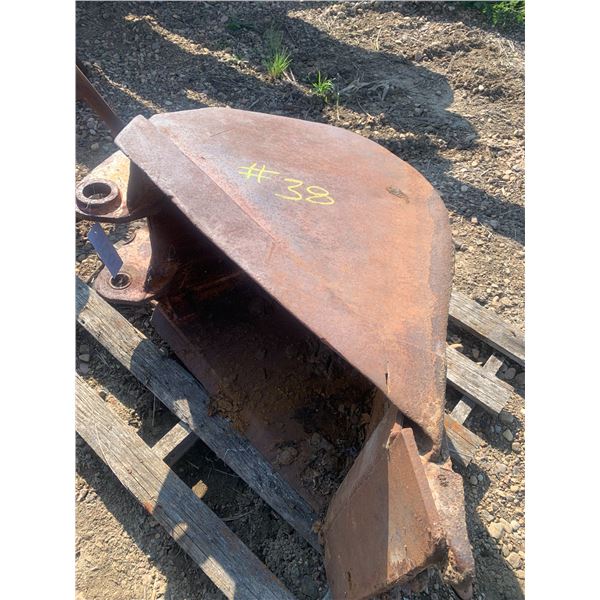 CASE 24" Digging Bucket for 580 Backhoe