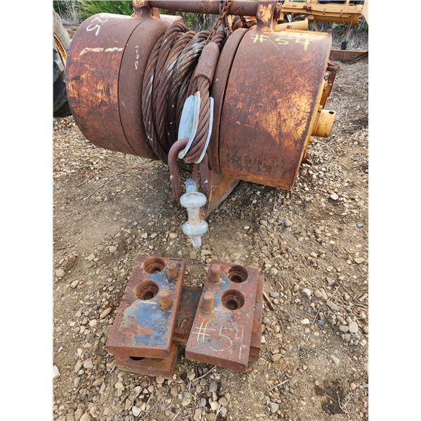 HYSTER W12E Winch off TD25, Max cable size 1.25", Pull Drum 120,000 lbs, with mount adapter plates f