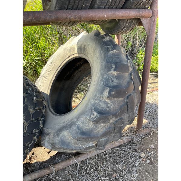 Two Tires 19.5L-24
