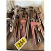 Image 1 : Quantity of pipe wrenches