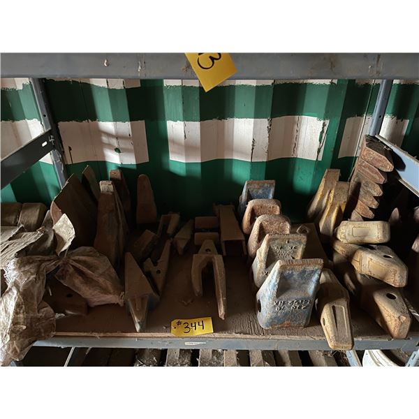 Excavator teeth and weld-on lugs