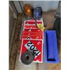 Image 1 : Beacon lights, dangerous goods signs, loom and plastic parts trays