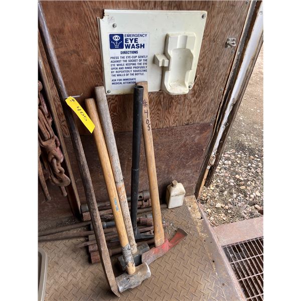 Misc tools and wheel wrenches