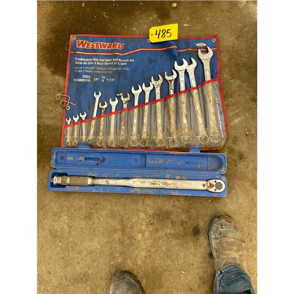 Combination wrench set and 1/2" torque wrench