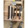 Image 2 : Sockets, tap & die set and hand tools