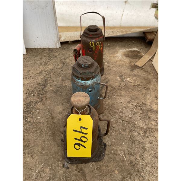 Three Hydraulic jacks