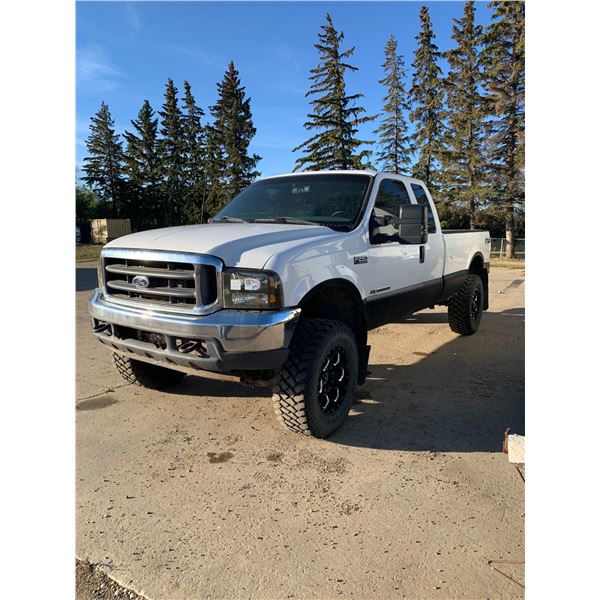 2001 Ford Ext cab, diesel, auto, 4x4, showing 480,432 km's, running, V.Good rubber, SN. 1FTNX21F31EB