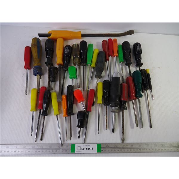 Lot of over (30) Screwdrivers and Pry Bar