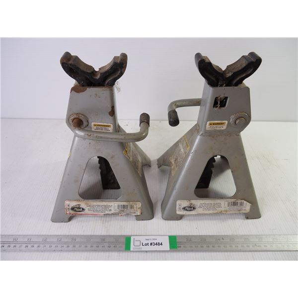 (2) Mack Brand Jack Stands