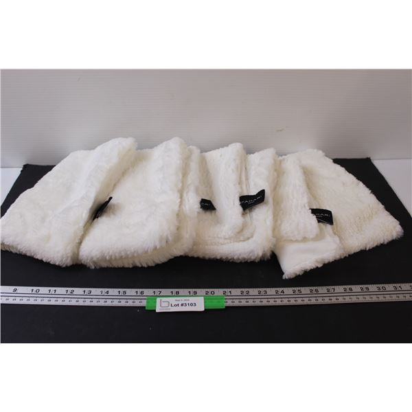 (4) Tahari Home Brand  Pillow Covers