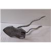 Image 3 : Metal Horn Wall Art - 13" Long