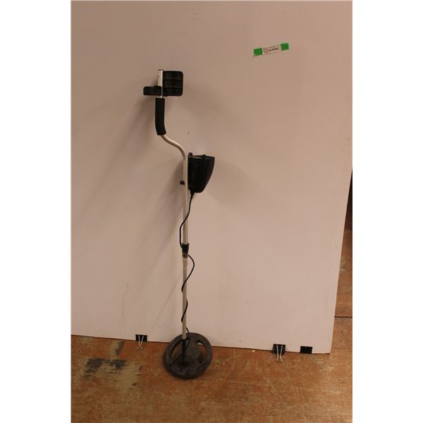 * Unmarked Metal Detector - Untested