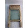 Image 5 : Pearl Vintage Wooden Washboard 17'' x 9''