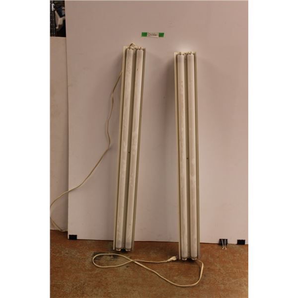 *(2) Fluorescent Light Fixtures 48'' - Untested