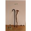 Image 1 : (2) Canes