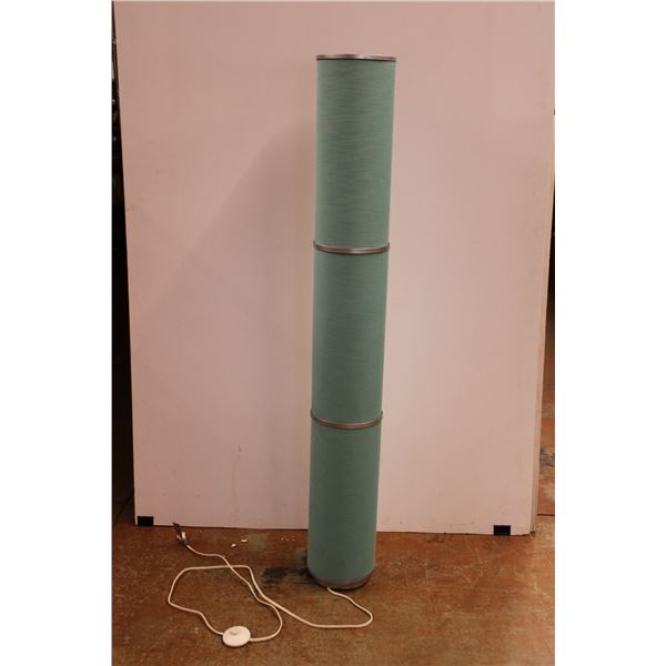 * Floor 3 Piece Lamp - Works