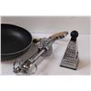 Image 2 : Lot: Frying Pan, Hand Beater, Grater, Knife Sharpener, Misc.
