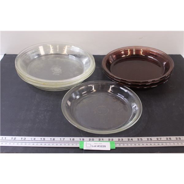 (7) Pie Plates: (3) Rose Glass PYREX (3) Clear Glass PYREX (Sizes 25 cm & 23cm), & (1) Small Clear
