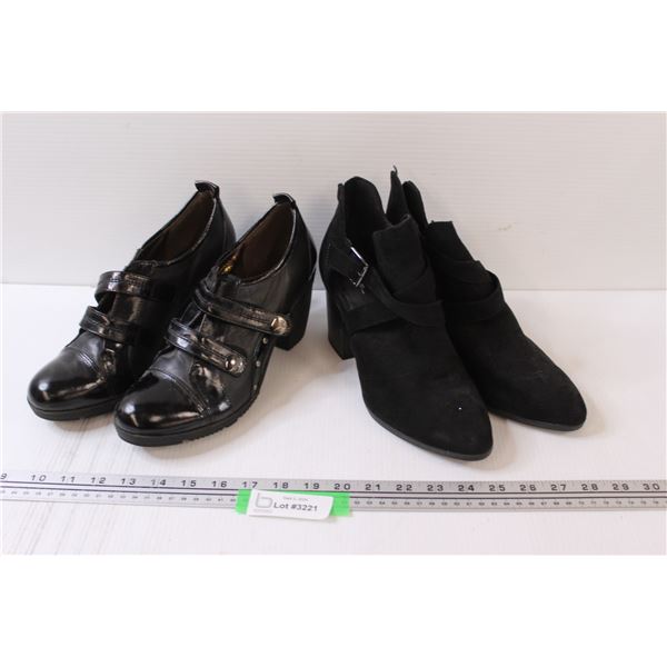 (2) Women's Size 9 High Heeled Shoes