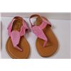 Image 2 : (2) Women's Sandals Size 10