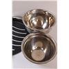 Image 3 : Cuisinart Grill, (2) Mixing Bowls, (2) Home Decor Items