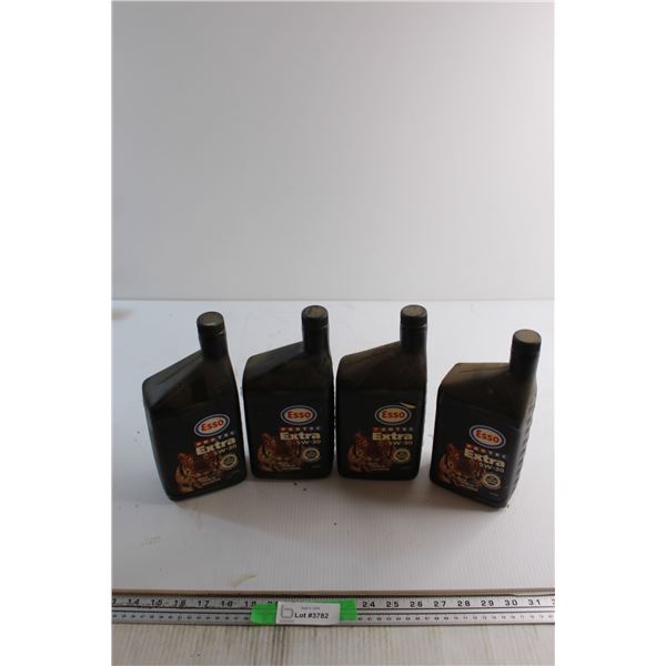 (4) Esso 5W30 Motor Oils