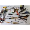 Image 5 : 2 Ton Bottle Jack - Screwdrivers - Tin Snips - Wrenches - Misc. Items
