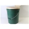 Image 3 : 5 Gallon Port-a-potty Pail