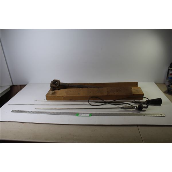 *(3) Vintage Antennas - Pieces of Angle Iron
