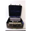 Image 1 : * National Pelite Accordion in Case