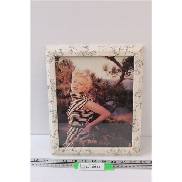 Marilyn Monroe Picture in Frame - 9.5" x 11"