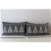 Image 1 : (2) Christmas Holiday Pillows