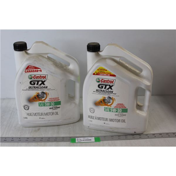 (2) Castrol GTX Ultra Clean SAE 5W-30 Car Motor Oil