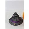 Image 2 : Fishnet Mesh Wire Witch Hat, Pumpkin Fishnet Mesh Wire