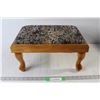 Image 1 : Foot Stool - 16" x 11" x 8" High