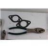 Image 5 : (9) Vise Grip Pliers, Metal Brush, Wood Plane and Assorted Hardware