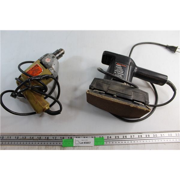 Black & Decker 10mm Drill and Finish Sander - Untested