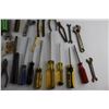 Image 4 : (10+) Assorted Screwdrivers and Assorted Hardware