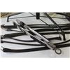 Image 5 : (8) Rubber Tarp Straps - Metal Strap - Straps - Extention Cord - Brush