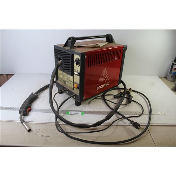 *Arc Weld Handi Core 100 - Flux Welder (powers on - has spark)