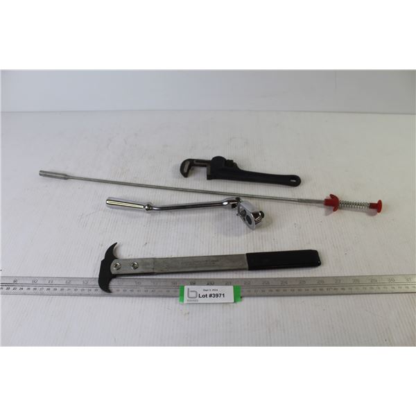 8" Pipe Wrench - Reach Tool - Puller Tool - Gray Socket Ratchet