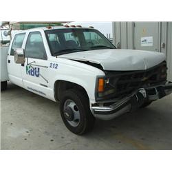 1995 CHEVROLET CAB & CHASSIS CREW CAB TRUCK/DIESEL (NBU)