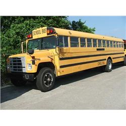 1986 CARPENTER SCHOOL BUS/71 PASSENGER/6.9L DIESEL (HAS LETTER OF CERTIFICATION) (NBISD)