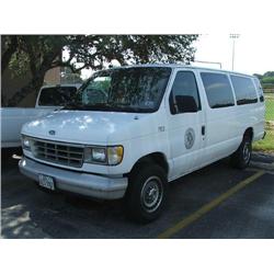 1992 FORD VAN/15 PASSENGER/GAS (NBISD)